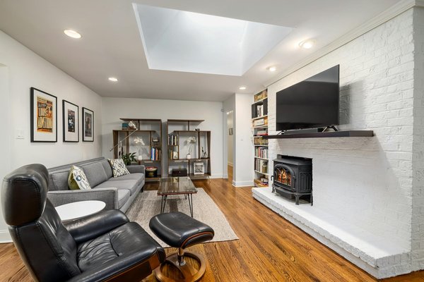 What are the key features to look for in a UK family home?